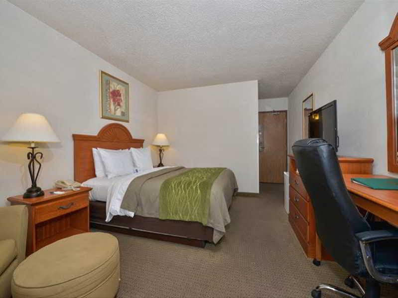 Quality Inn Sidney I-80 Exterior foto
